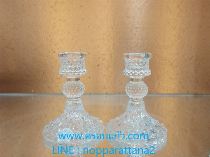 เชิงเทียนแก้วลายหนามขนุน