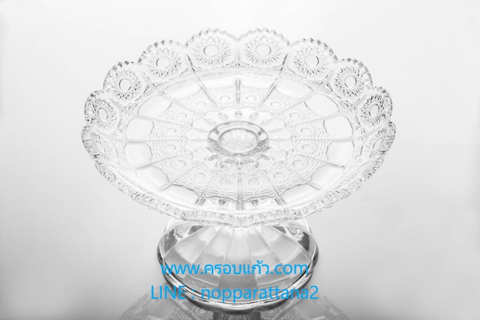 พานแก้วลายพิกุล